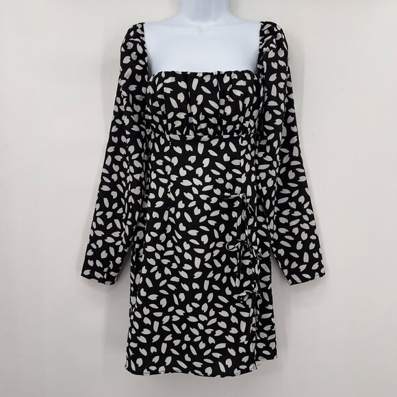 PrettyLittleThing Women’s Black Seed Print Mini Dress  4 Long Sleeve NWT - Picture 2 of 14